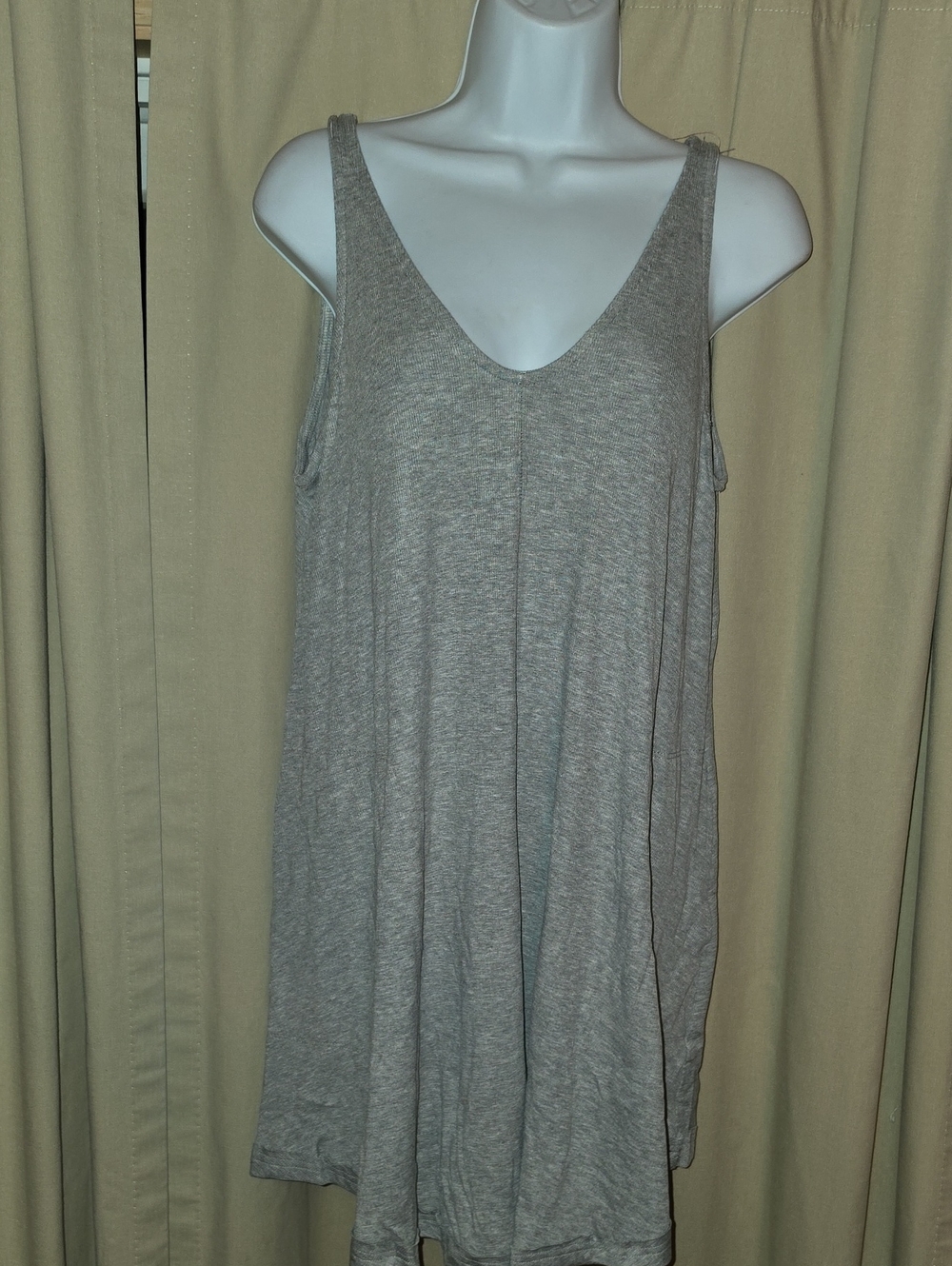 IDAVI & DANI Light Gray V-Neck Sleeveless Tunic Tank Mini Dress With Pockets